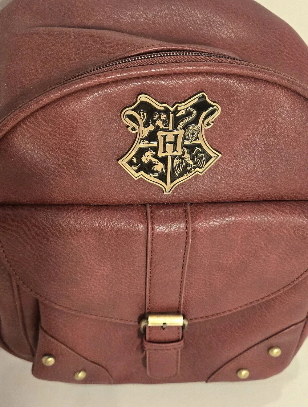 Harry Potter Hogwarts School Crest Maroon Faux Leather Backpack Bag Pockets NWOT